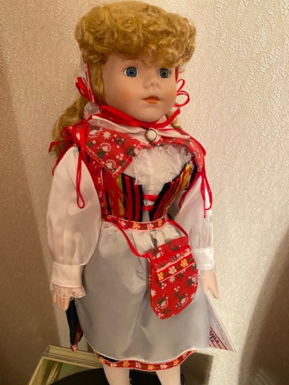 Ellis Island American Dreams Porcelain Doll - Sweden - Elke